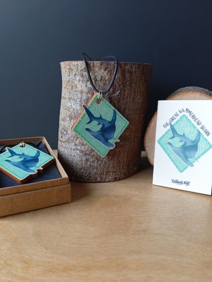 Great hammerhead shark wooden necklace