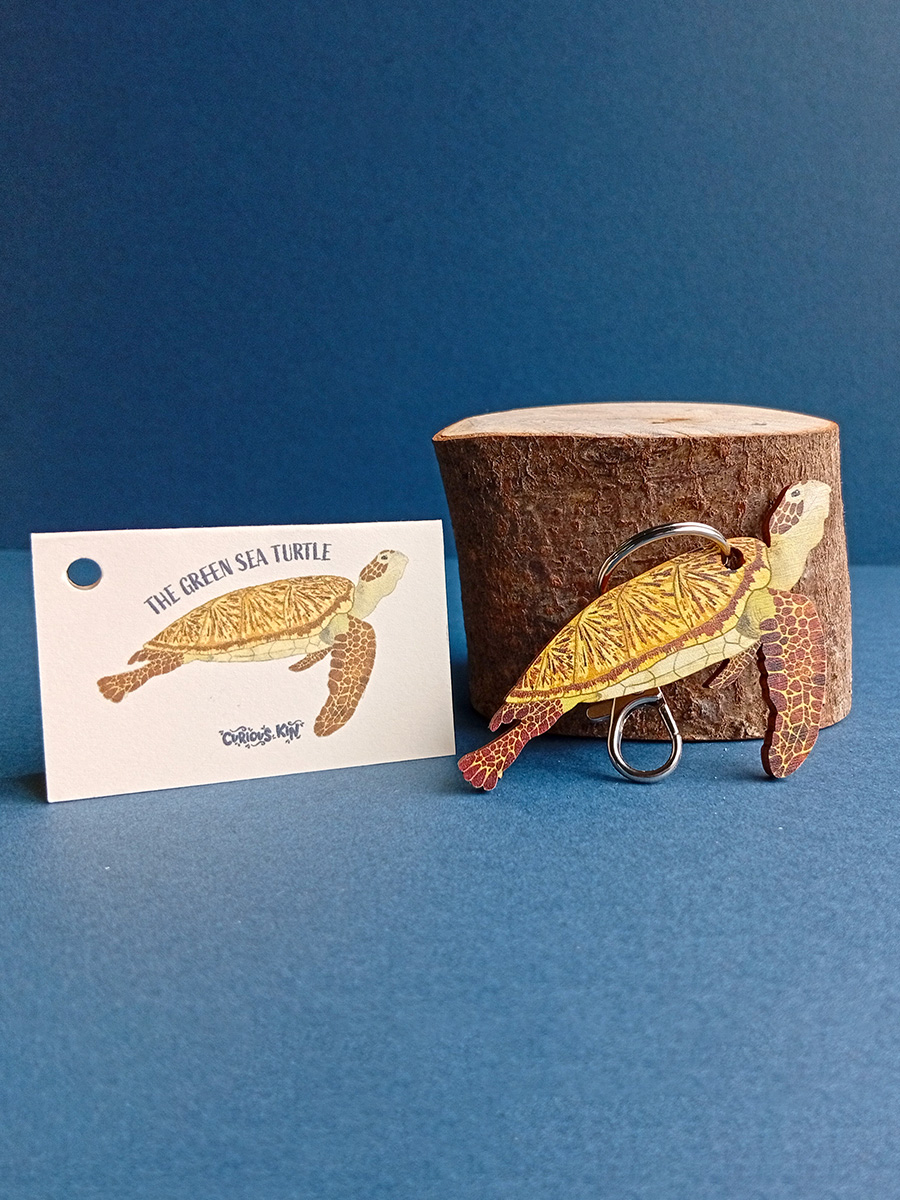 Green sea turtle illustrated large wooden keyring